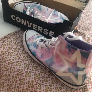 Converse only worn once
